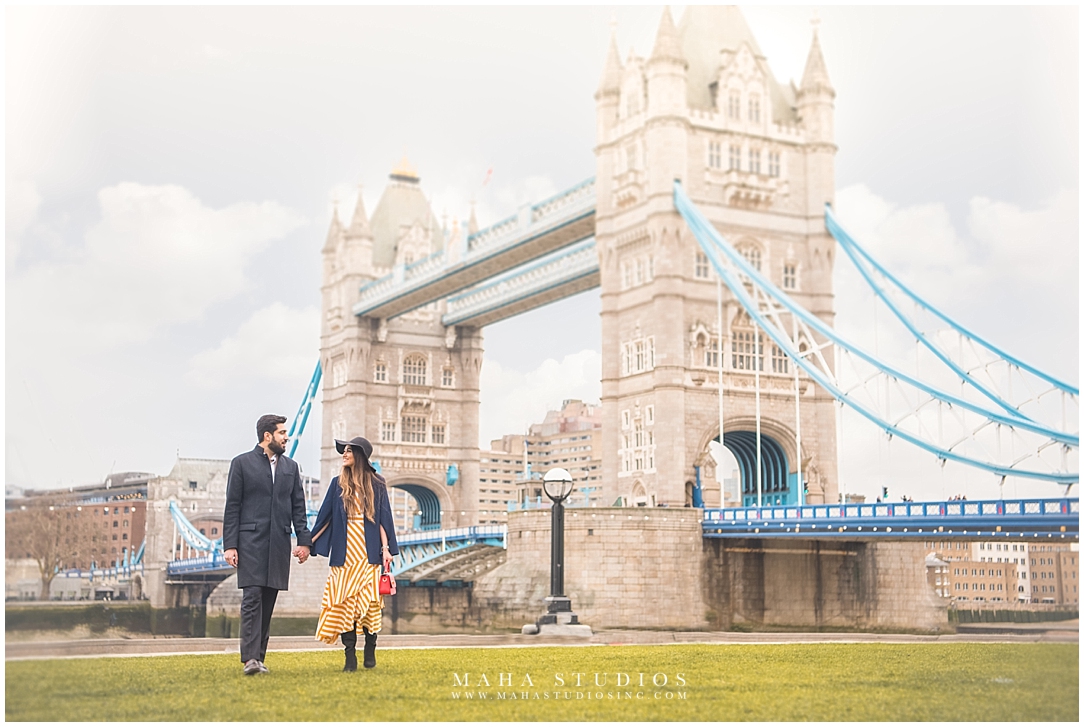 london-engagement-portrait-session-tower-bridge-engagement-shoot-maha-studios.jpg