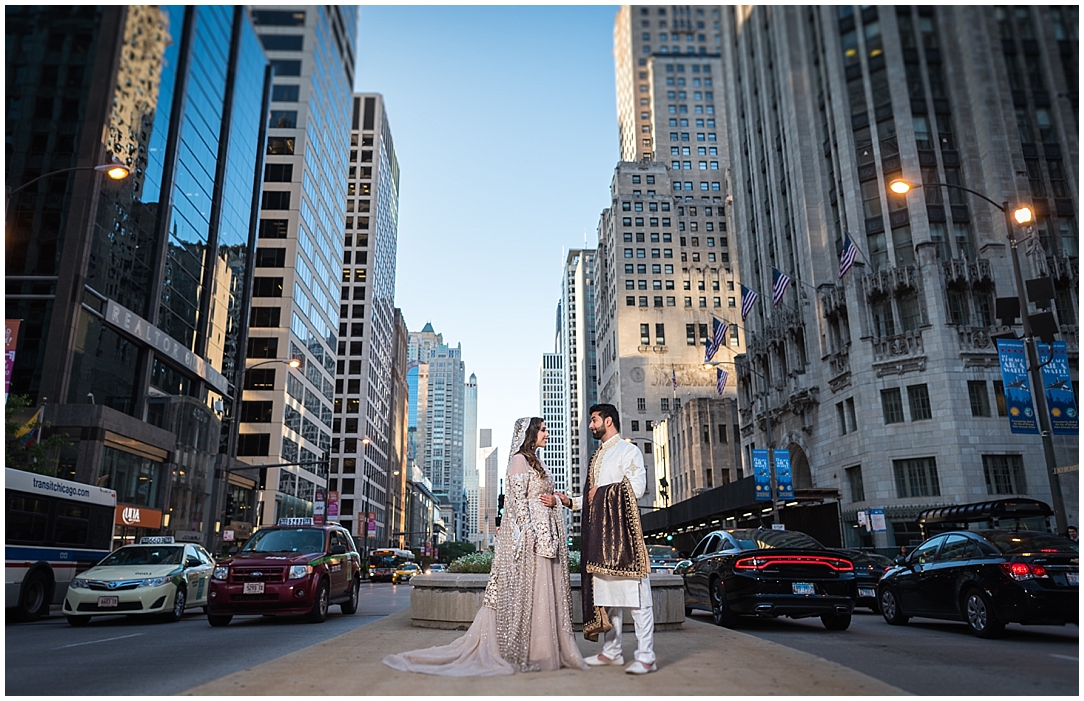 top-chicago-wedding-photographer-maha-studios-radisson-blu-aqua-hotel-wedding-photography-michigan-avenue-bridge-wedding-photos_0072.jpg