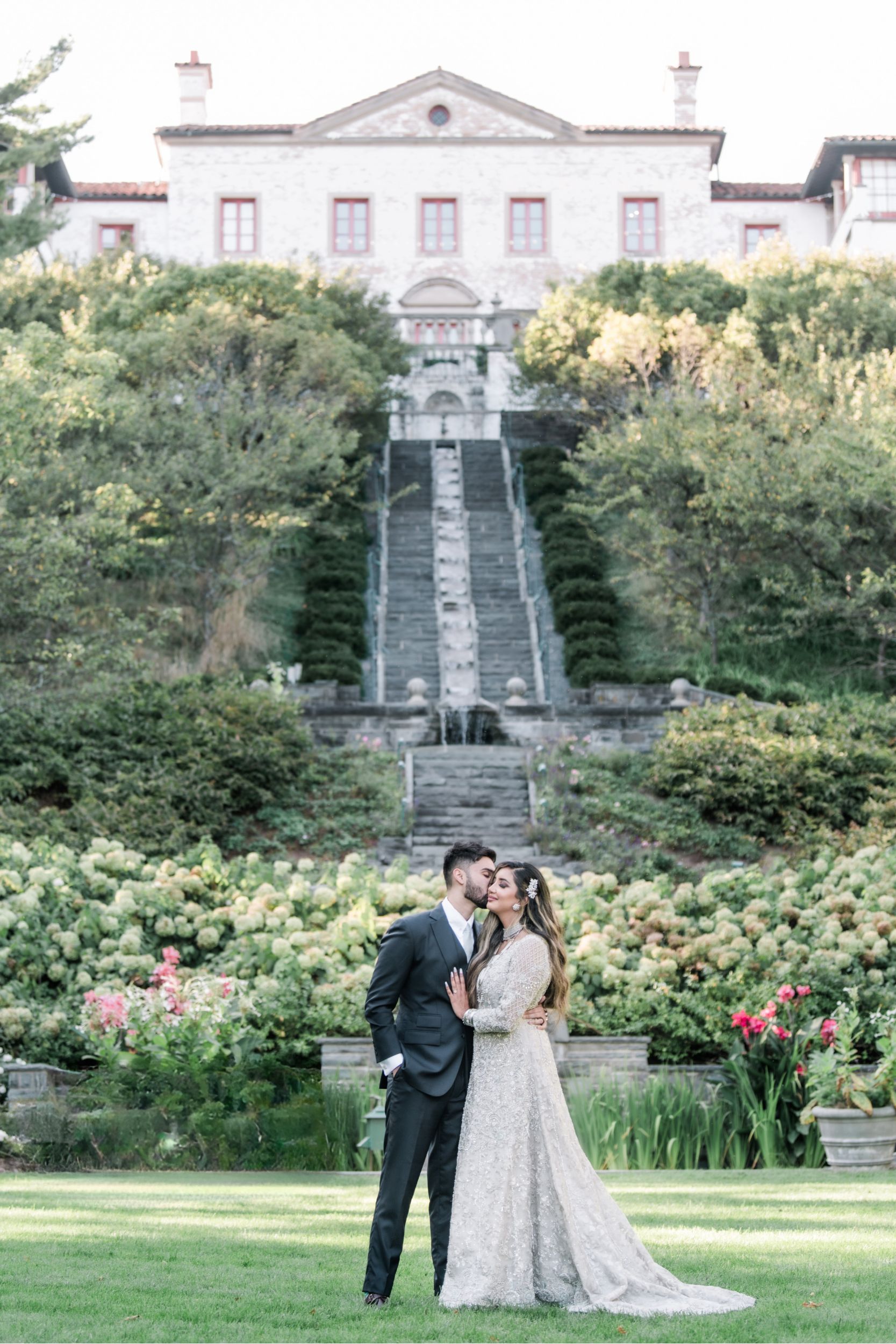 Villa Terrace Museum Wedding photos in Milwaukee by Maha Studios in the Renaissance Garden